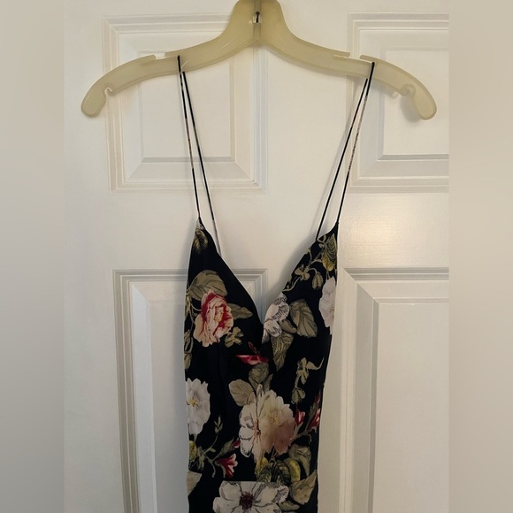 Alice + Olivia Reena Wrap-Effect Matte Satin Dress - Picture 7 of 10